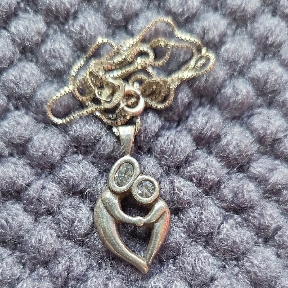 Elegant Silver Couple Pendant Necklace